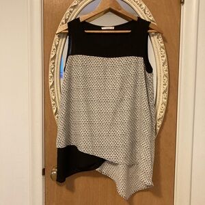 Le Lis Patterned Blouse